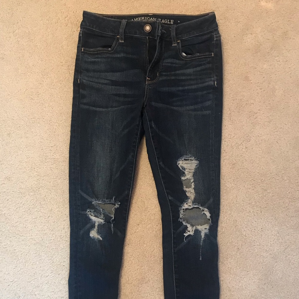 American Eagle Distressed Jeans